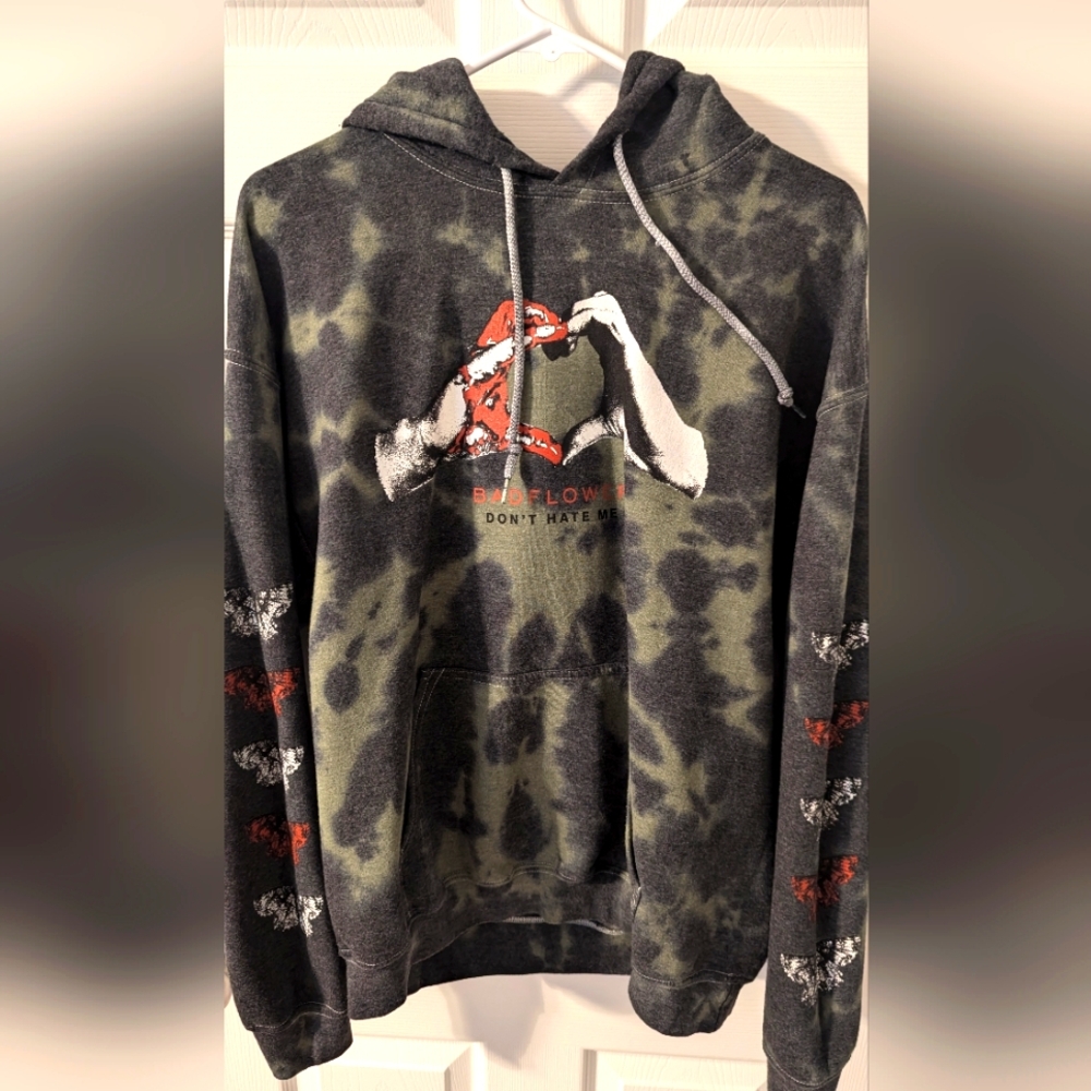 Badflower 'Don't Hate Me' Unisex pullover hoodie by Gildan-L